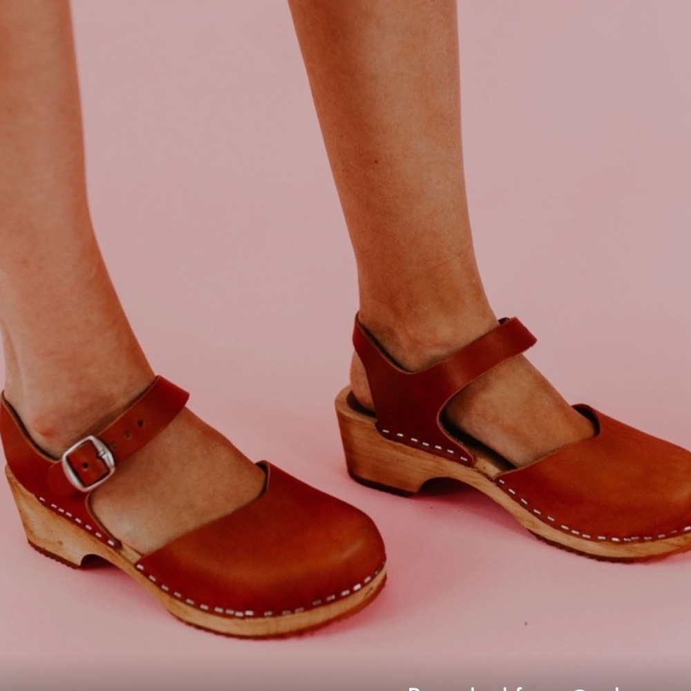 MIA Sofia Red Clog🍒